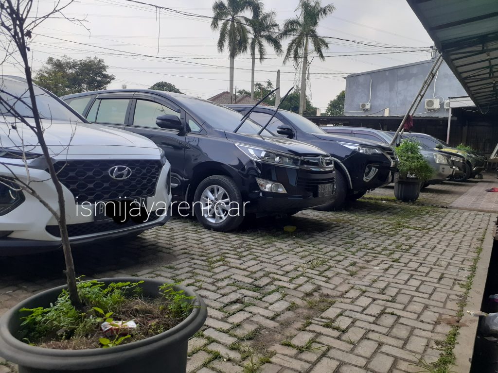 Rental mobil murah berkualitas gunung putri